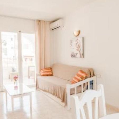 Apartamentos Torres Cardona Кала-Лонга Экстерьер фото